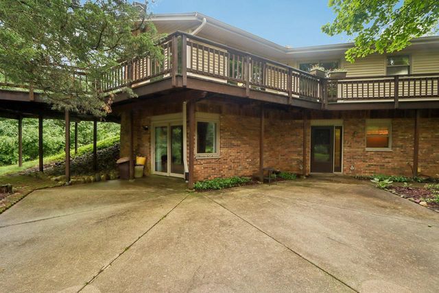 N40W32786 Wildwood LANE, Nashotah, WI 53058