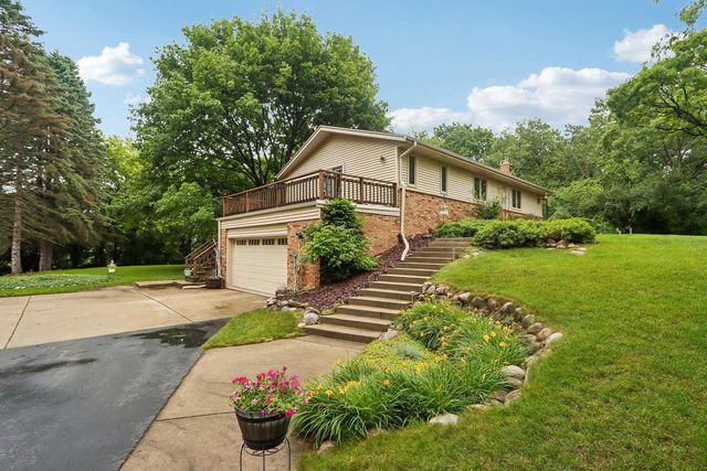N40W32786 Wildwood LANE, Nashotah, WI 53058