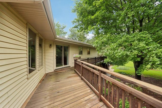 N40W32786 Wildwood LANE, Nashotah, WI 53058