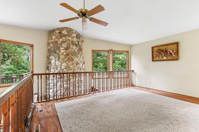 N40W32786 Wildwood LANE, Nashotah, WI 53058