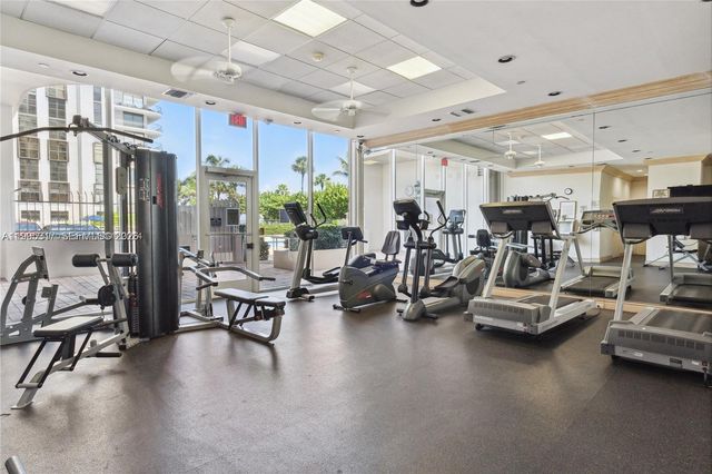 8855 Collins Avenue Oceanfront direct 4C, Surfside, FL 33154