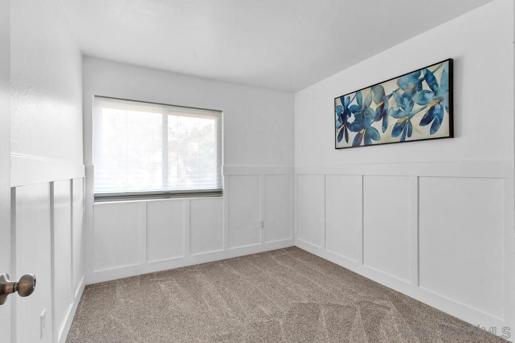 Image 17 of property listing at 11235 Avenida De Los Lobos C, San Diego, CA 92128