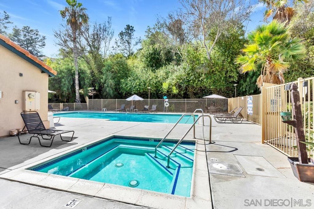 Image 29 of property listing at 11235 Avenida De Los Lobos C, San Diego, CA 92128