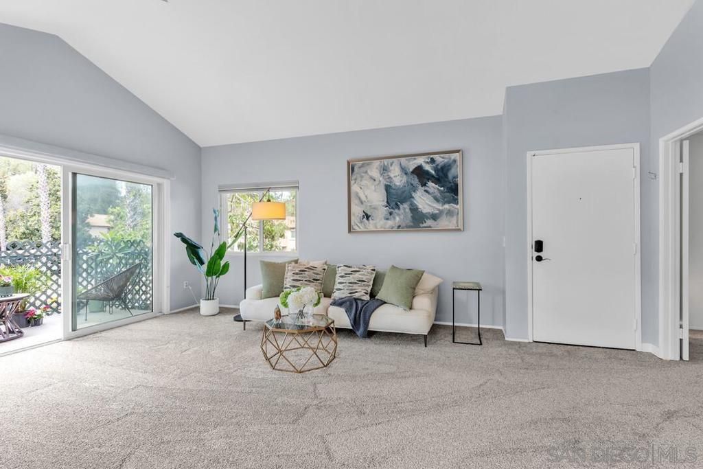 Image 5 of property listing at 11235 Avenida De Los Lobos C, San Diego, CA 92128