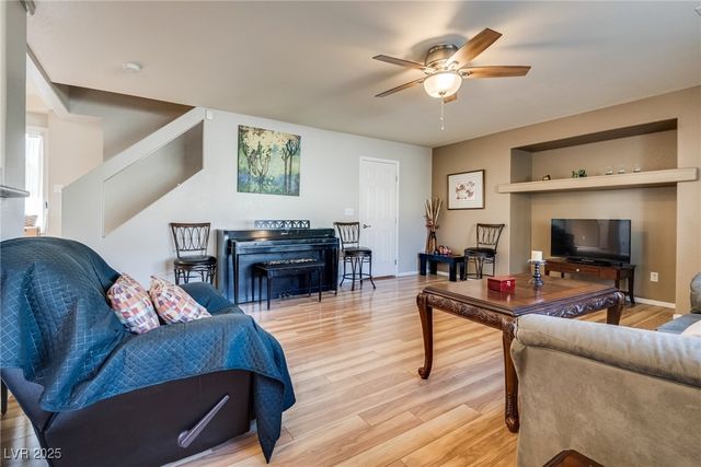 8424 Chinook Candy Court, Las Vegas, NV 89113