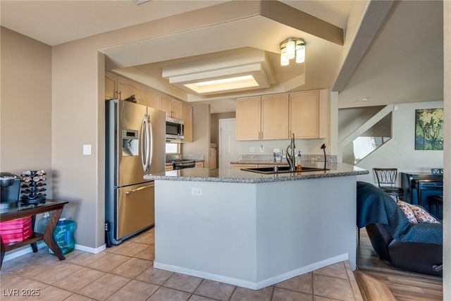 8424 Chinook Candy Court, Las Vegas, NV 89113