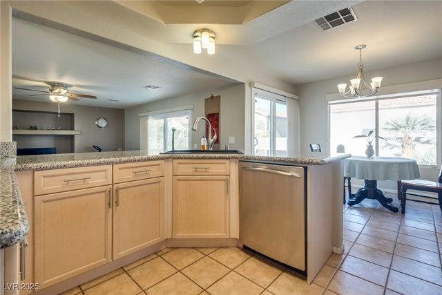 8424 Chinook Candy Court, Las Vegas, NV 89113