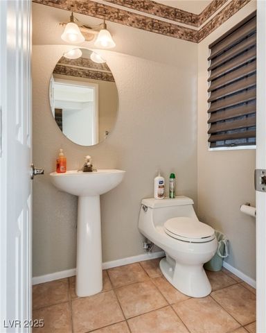 8424 Chinook Candy Court, Las Vegas, NV 89113