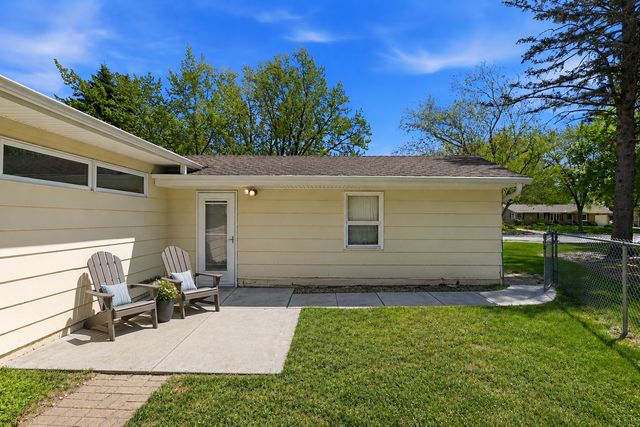 5301 Quebec Avenue N, New Hope, MN 55428