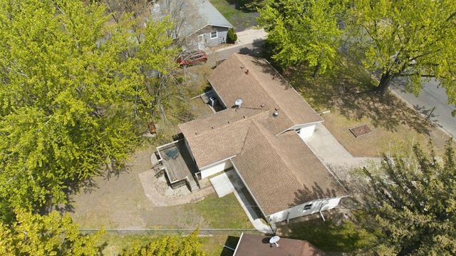 5301 Quebec Avenue N, New Hope, MN 55428