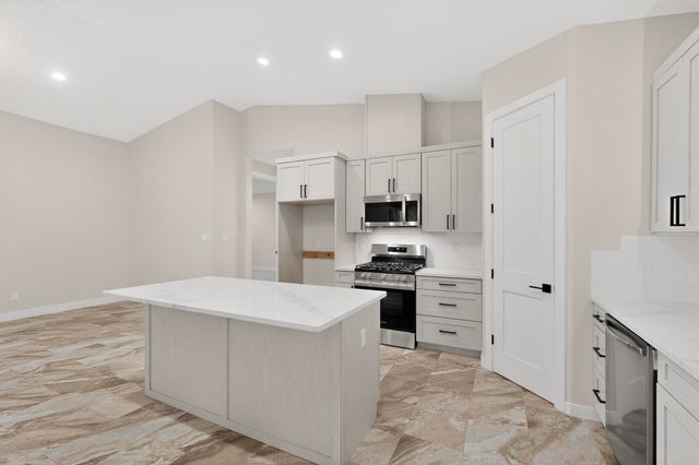 110 High Meadow Loop, Edgewood, NM 87015