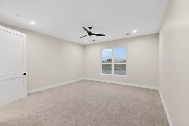 110 High Meadow Loop, Edgewood, NM 87015