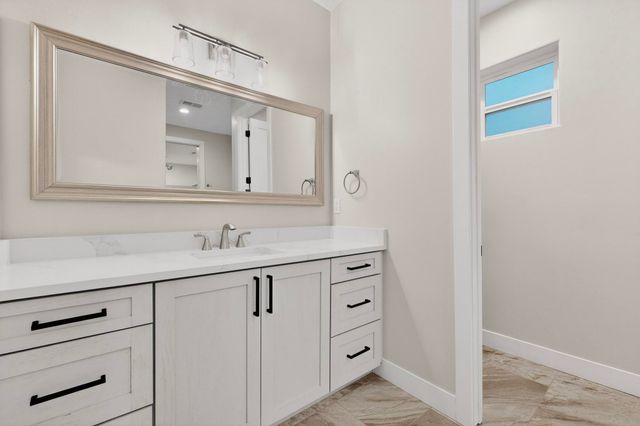 110 High Meadow Loop, Edgewood, NM 87015