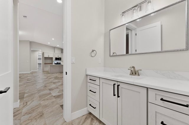 110 High Meadow Loop, Edgewood, NM 87015