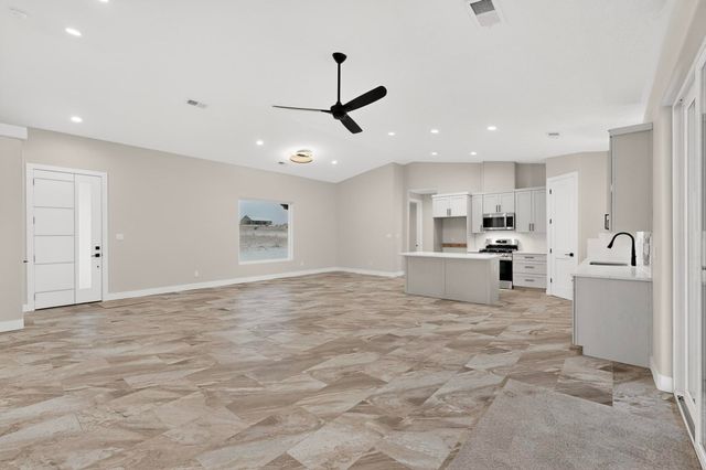 110 High Meadow Loop, Edgewood, NM 87015