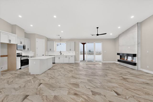 110 High Meadow Loop, Edgewood, NM 87015