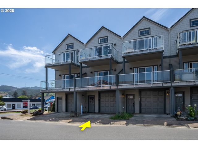 120 N 3RD Ave, Rockaway Beach, OR 97136