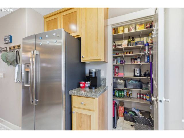 120 N 3RD Ave, Rockaway Beach, OR 97136