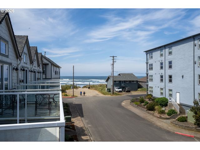 120 N 3RD Ave, Rockaway Beach, OR 97136
