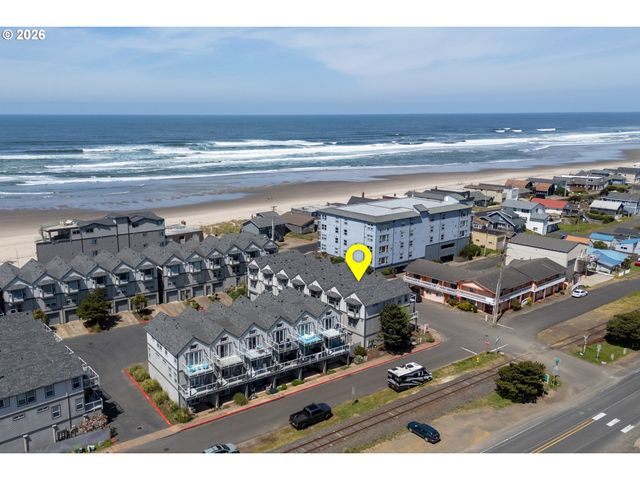 120 N 3RD Ave, Rockaway Beach, OR 97136