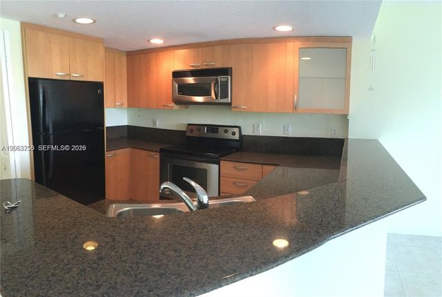 201 Golden Isles Dr 409, Hallandale Beach, FL 33009