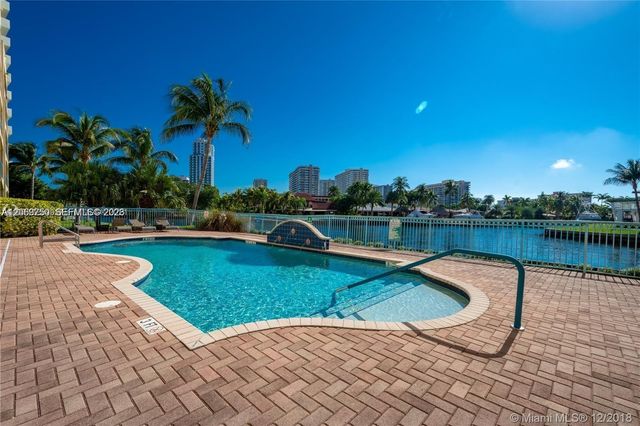201 Golden Isles Dr 409, Hallandale Beach, FL 33009