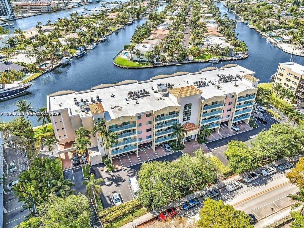 201 Golden Isles Dr 409, Hallandale Beach, FL 33009