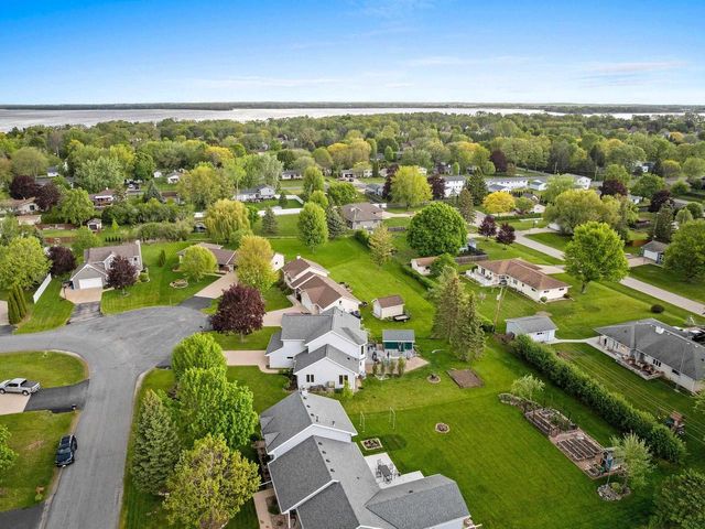 1346 PARTRIDGE COURT, Oshkosh, WI 54904