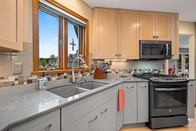 1346 PARTRIDGE COURT, Oshkosh, WI 54904