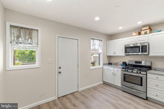 8530 OAKLEIGH RD, Parkville, MD 21234