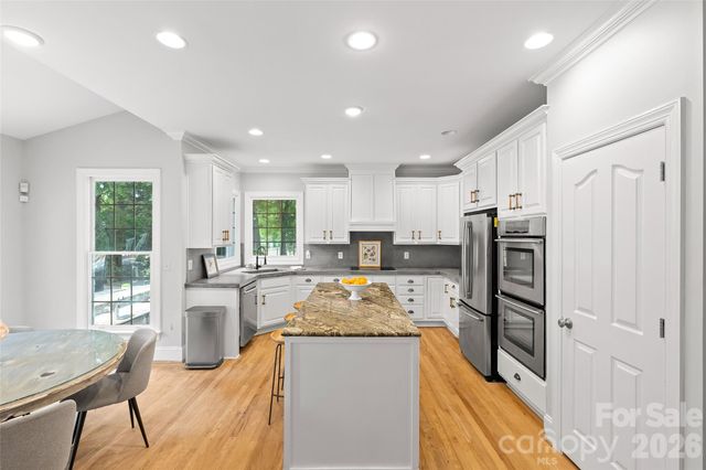 11920 Three Vistas Court, Charlotte, NC 28277
