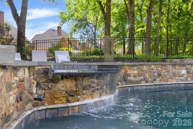 11920 Three Vistas Court, Charlotte, NC 28277