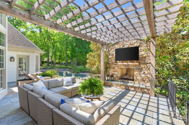 11920 Three Vistas Court, Charlotte, NC 28277