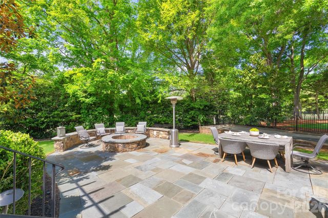 11920 Three Vistas Court, Charlotte, NC 28277