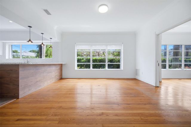 2300 S Miami Ave, Miami, FL 33129