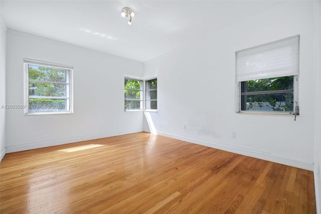 2300 S Miami Ave, Miami, FL 33129