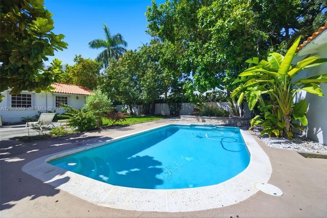 2300 S Miami Ave, Miami, FL 33129