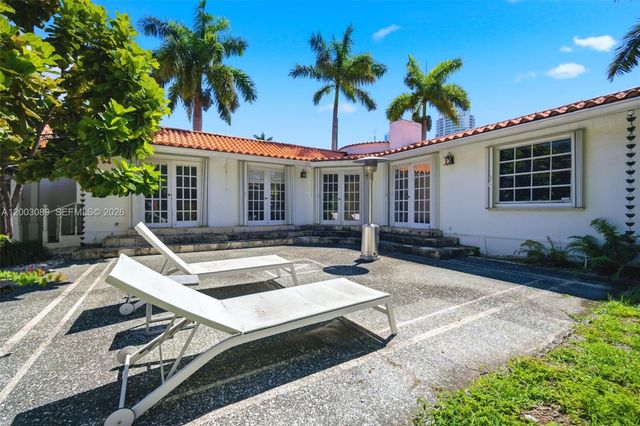 2300 S Miami Ave, Miami, FL 33129