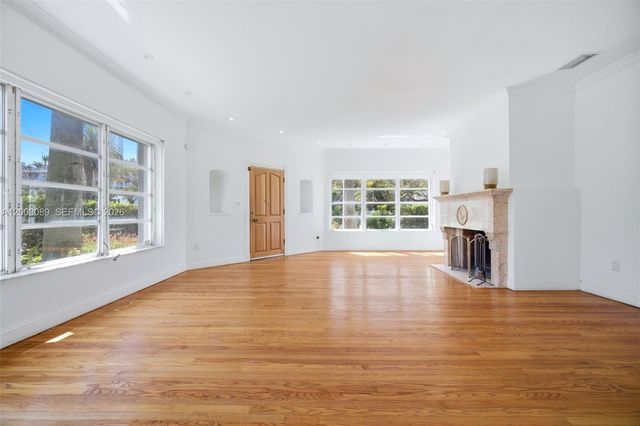 2300 S Miami Ave, Miami, FL 33129