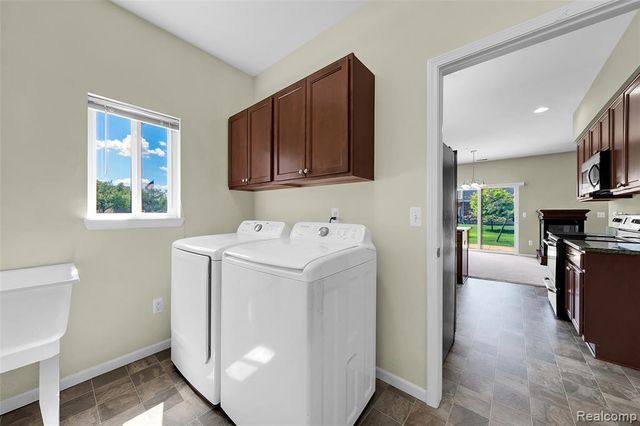 14350 Shadywood Drive, Sterling Heights, MI 48312