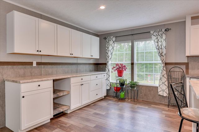 1711 Carolyn Lake Circle, Thomson, GA 30824
