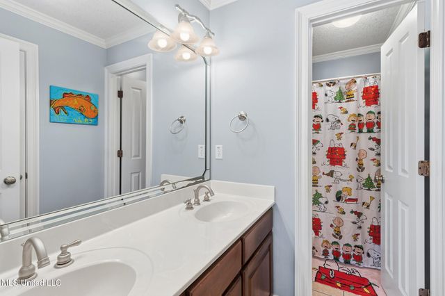 2022 Lantana Cove, Biloxi, MS 39532