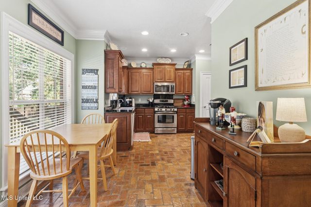 2022 Lantana Cove, Biloxi, MS 39532