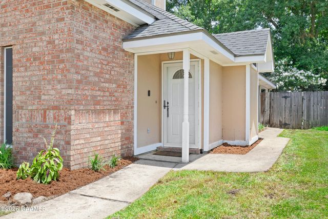 134 Edie Ann Drive, Lafayette, LA 70508