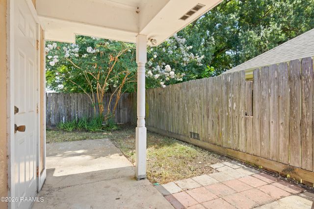 134 Edie Ann Drive, Lafayette, LA 70508