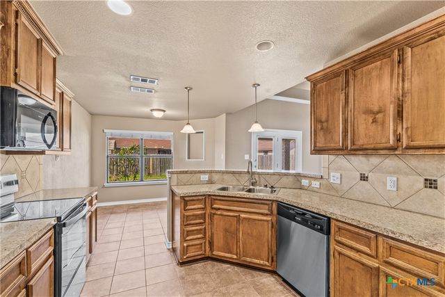 2415 Coy Drive, Copperas Cove, TX 76522