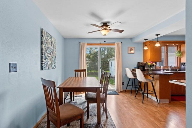 142 W PECKHAM STREET, Neenah, WI 54956