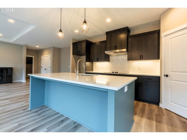 10712 Nw 14TH Pl, Vancouver, WA 98685