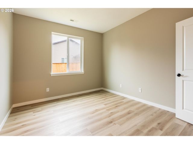 10712 Nw 14TH Pl, Vancouver, WA 98685