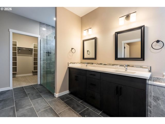 10712 Nw 14TH Pl, Vancouver, WA 98685